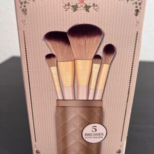 NIB 5pc Facial Makeup Brush Set with Gold Quilted Faux Leather Holder